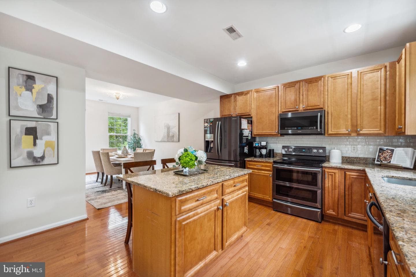 1407 James Way photo 12