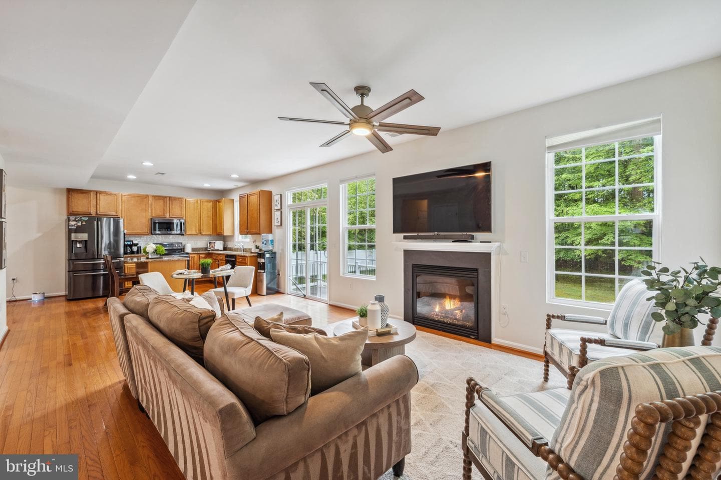 1407 James Way photo 16