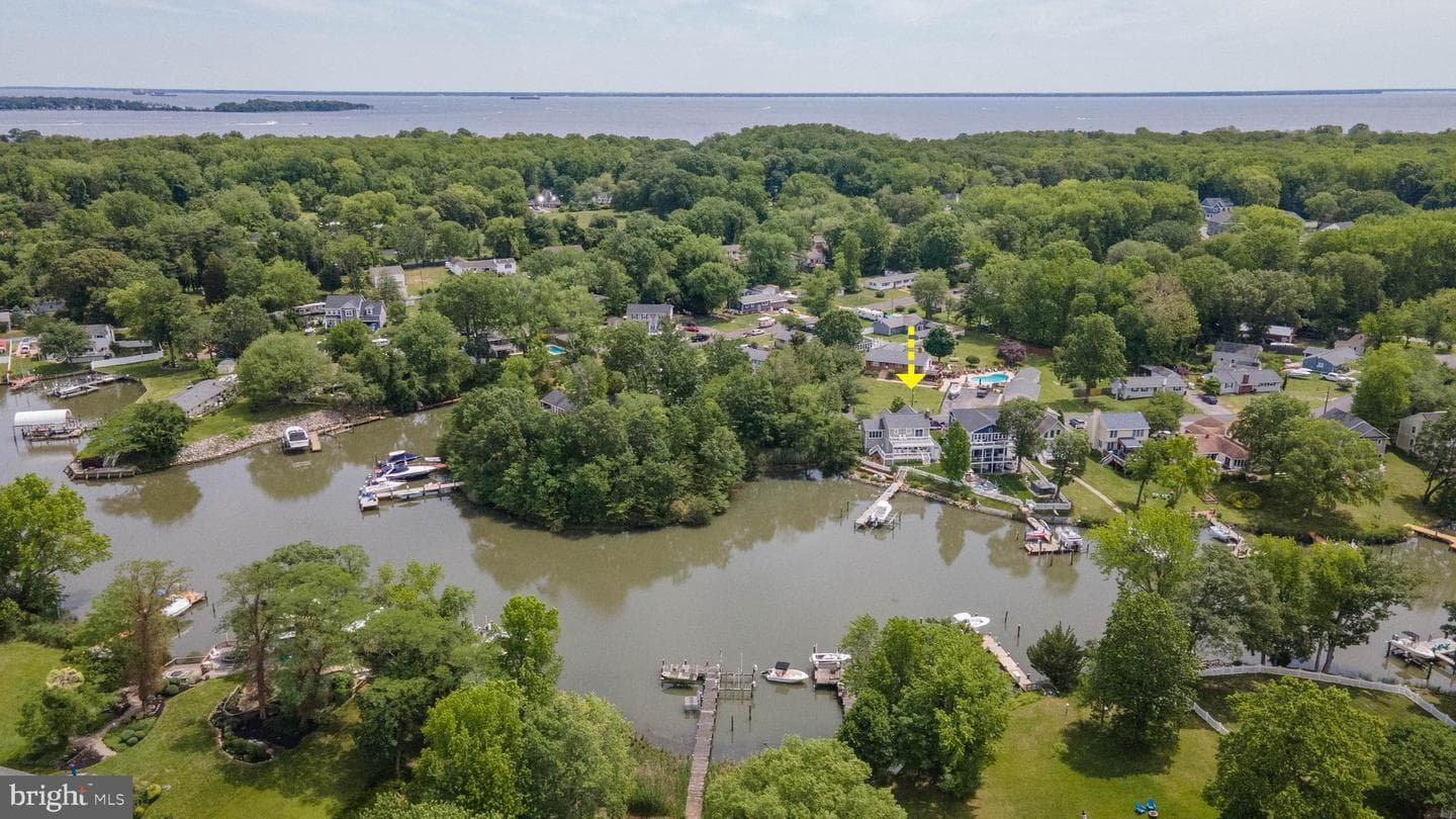 3930 Cove Road photo 4