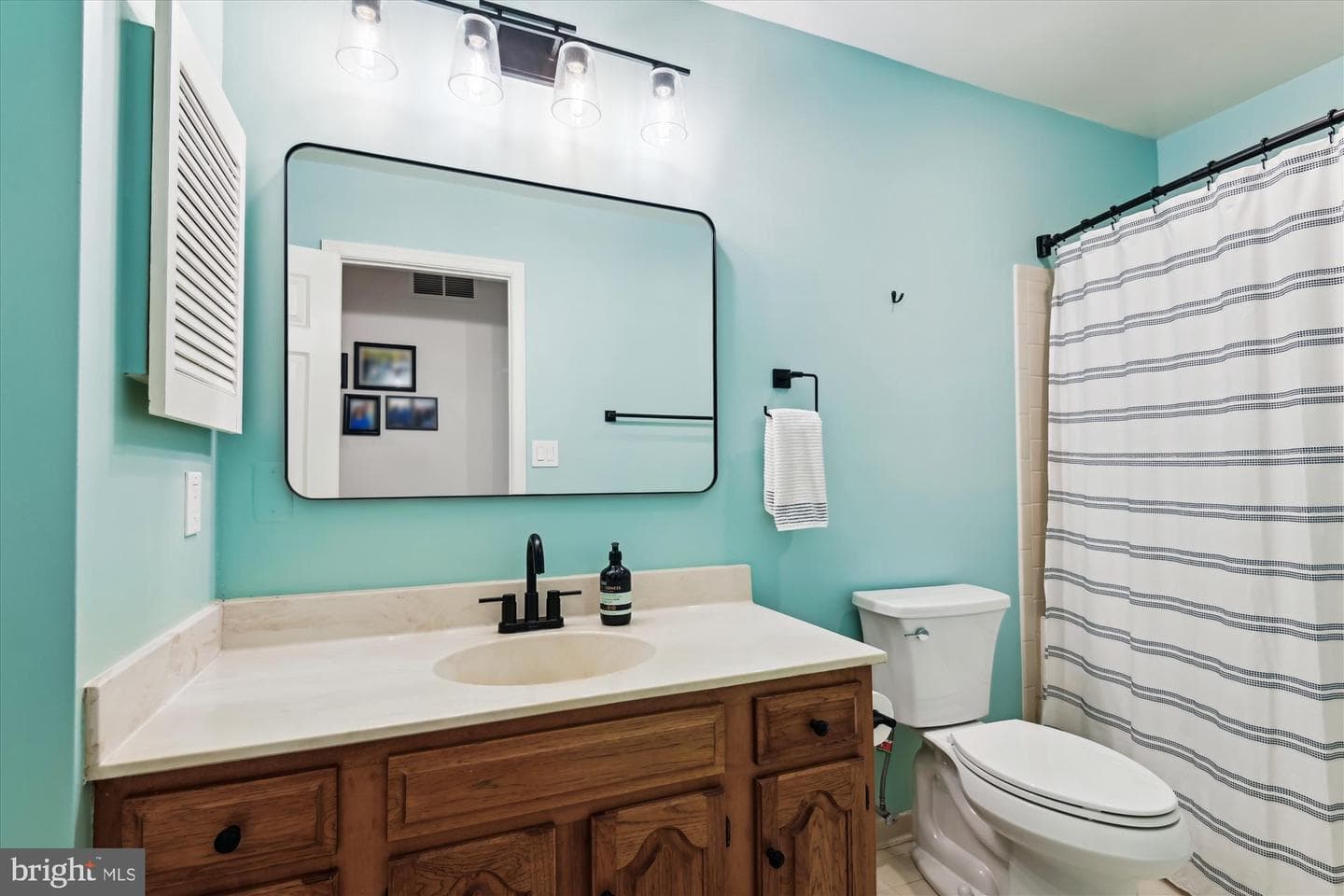 204 Ambleside Drive photo 42