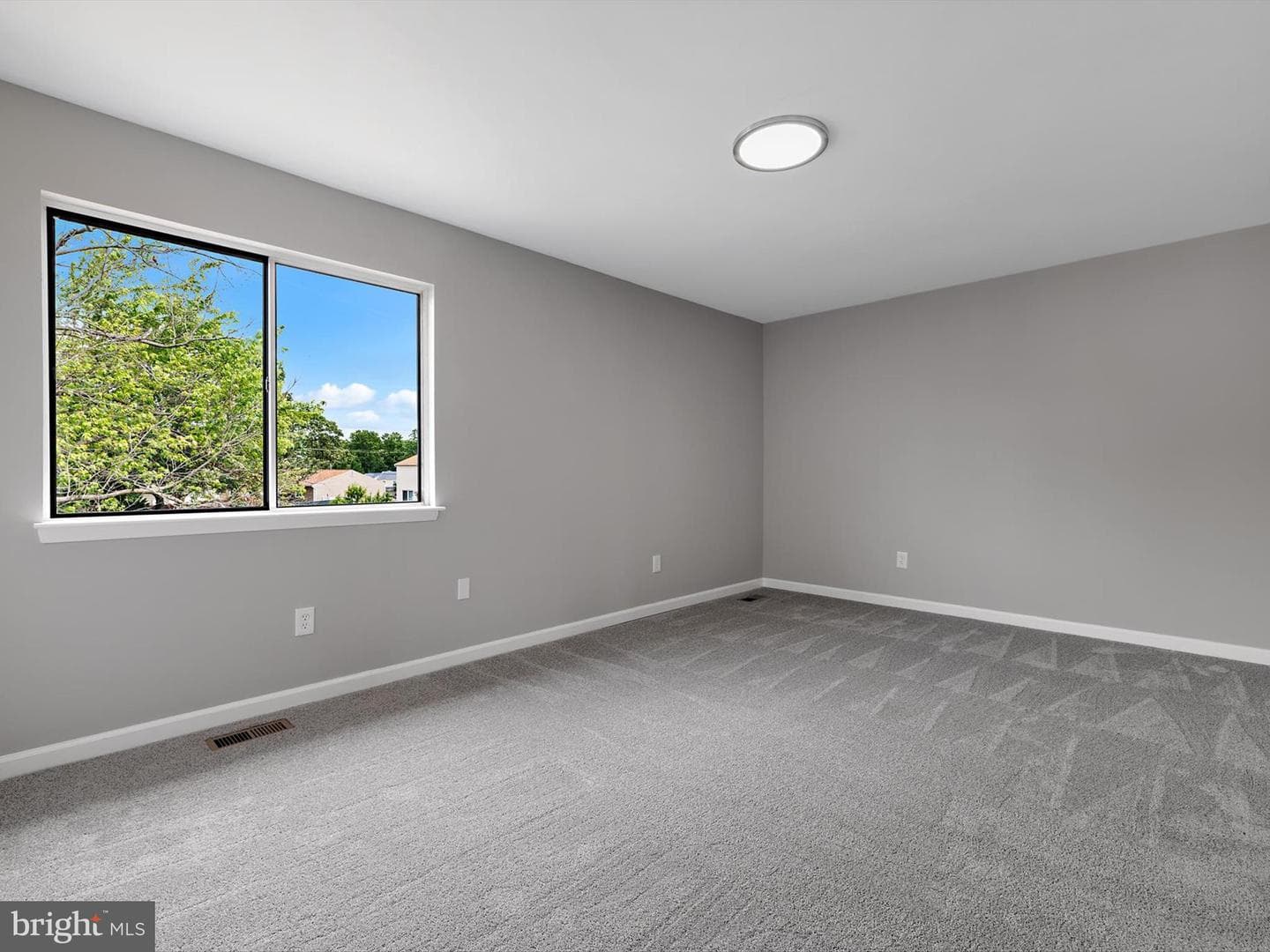 872 Turf Valley Drive photo 22
