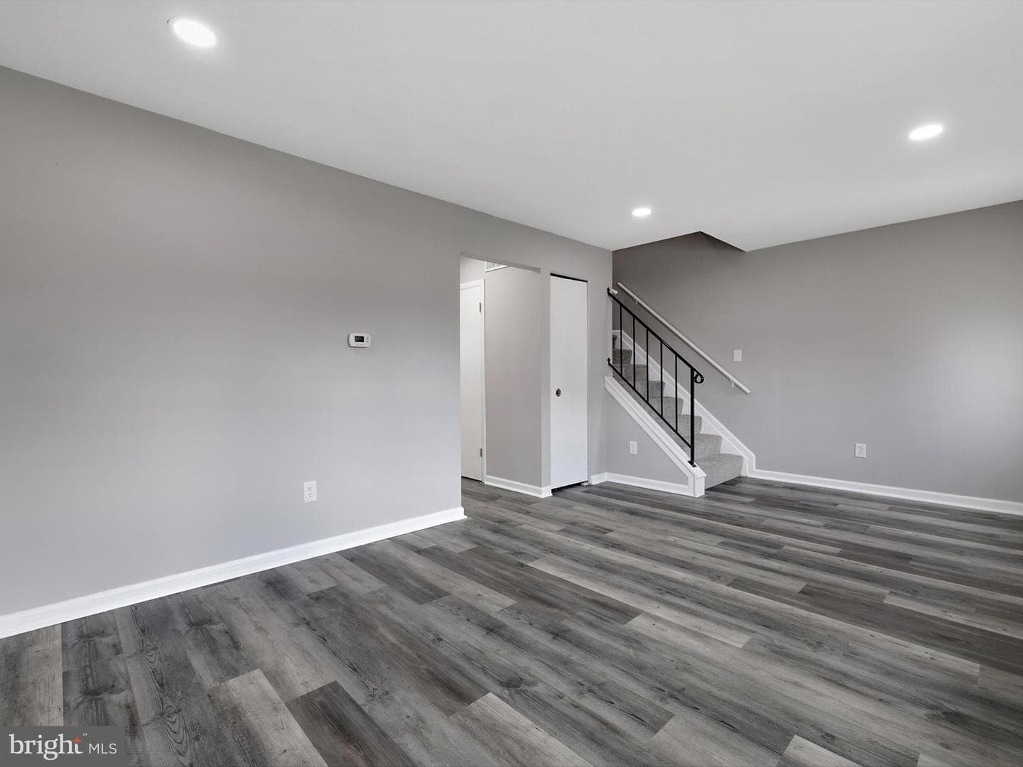 872 Turf Valley Drive photo 4