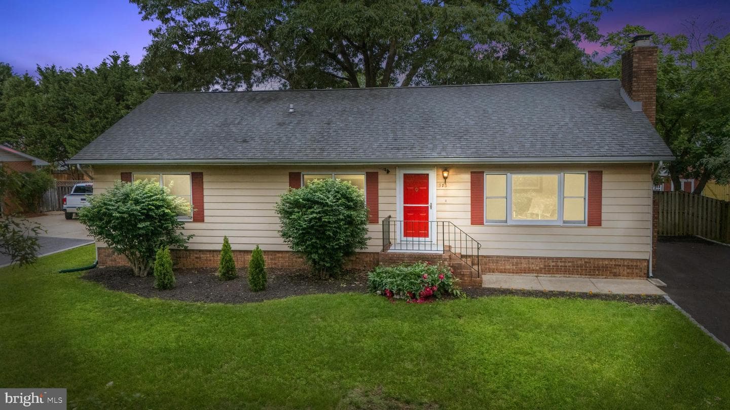 518 Laurel Road photo 2