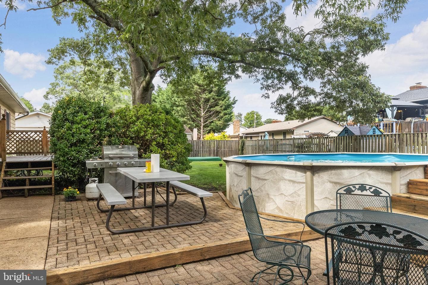 518 Laurel Road photo 28