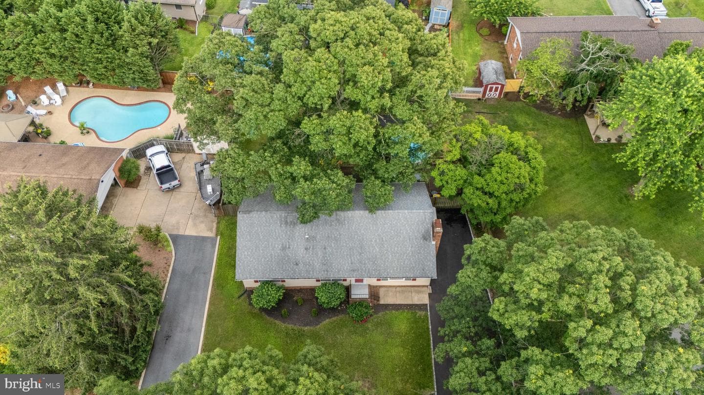 518 Laurel Road photo 31