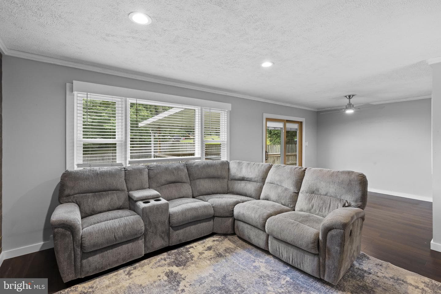 7522 Montevideo Court photo 5