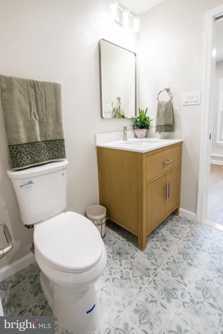 2503 Ambling Circle photo 35