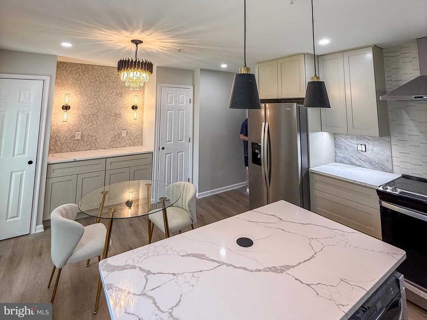 2503 Ambling Circle photo 4