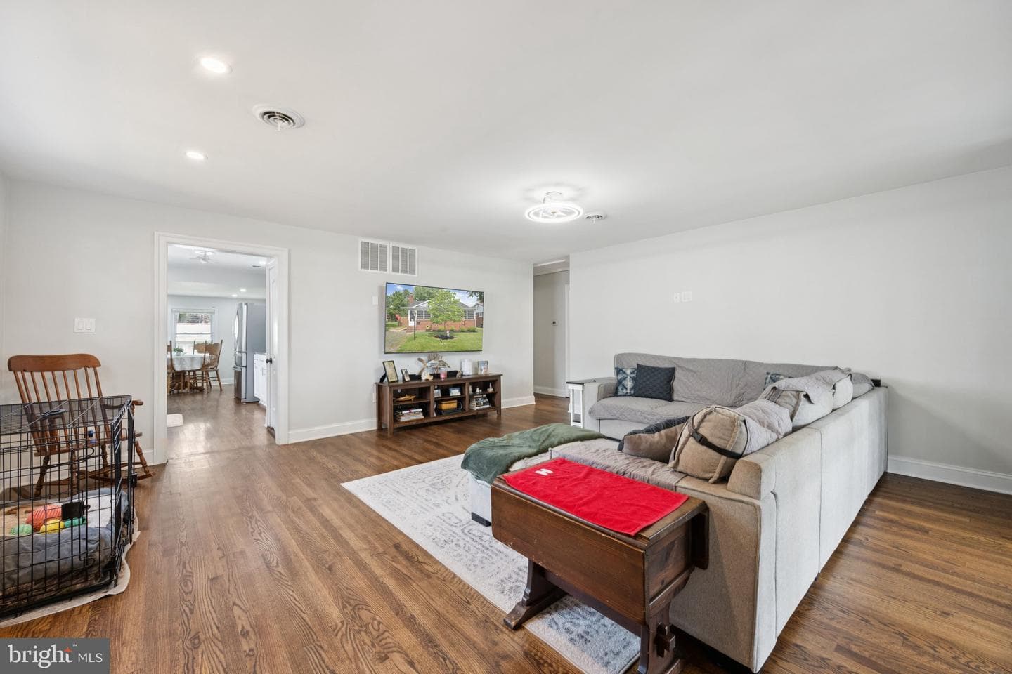206 Chelsea Road photo 3