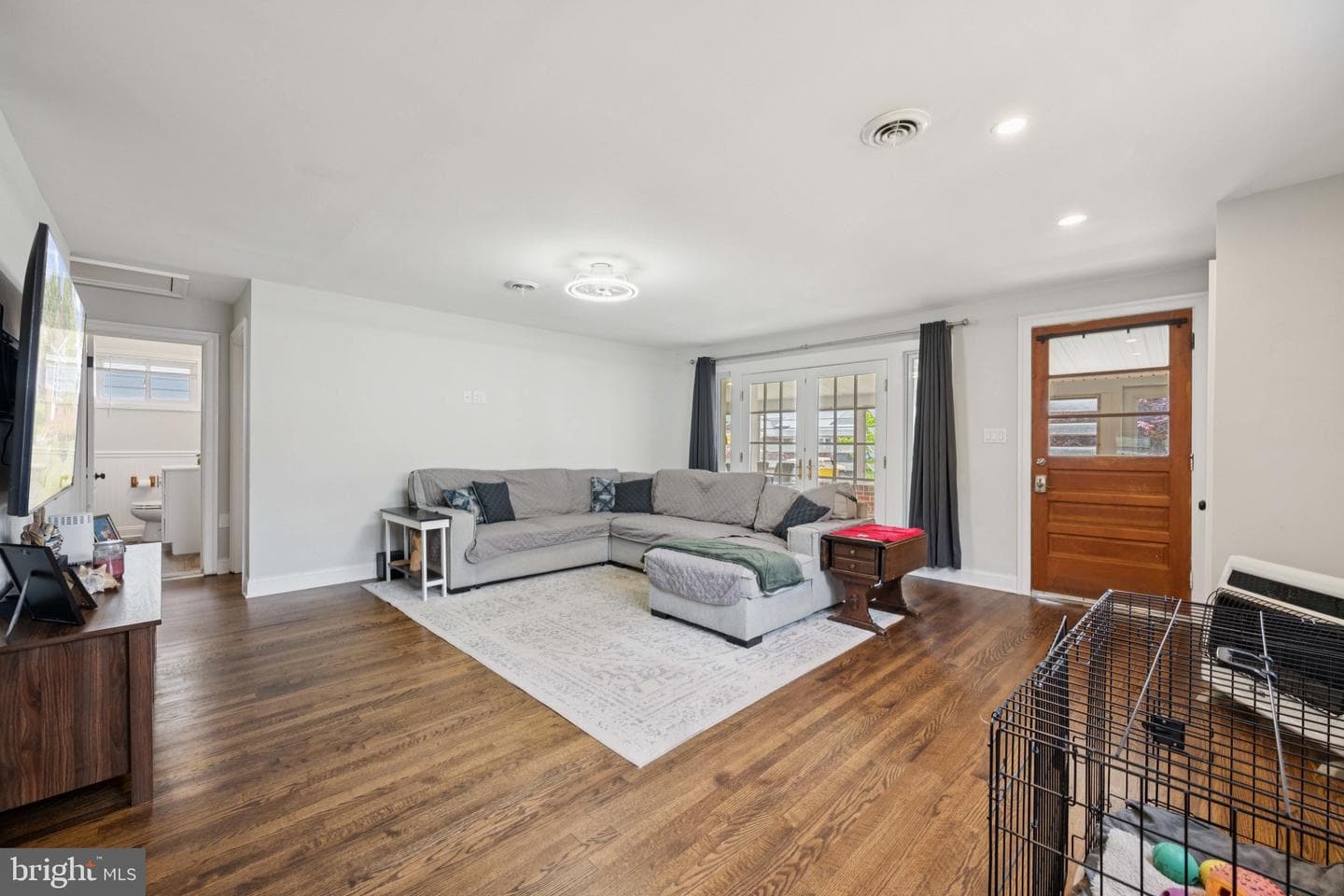 206 Chelsea Road photo 5