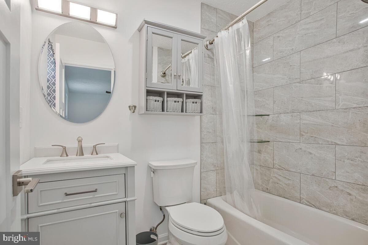 1321 Light Pines Court photo 22
