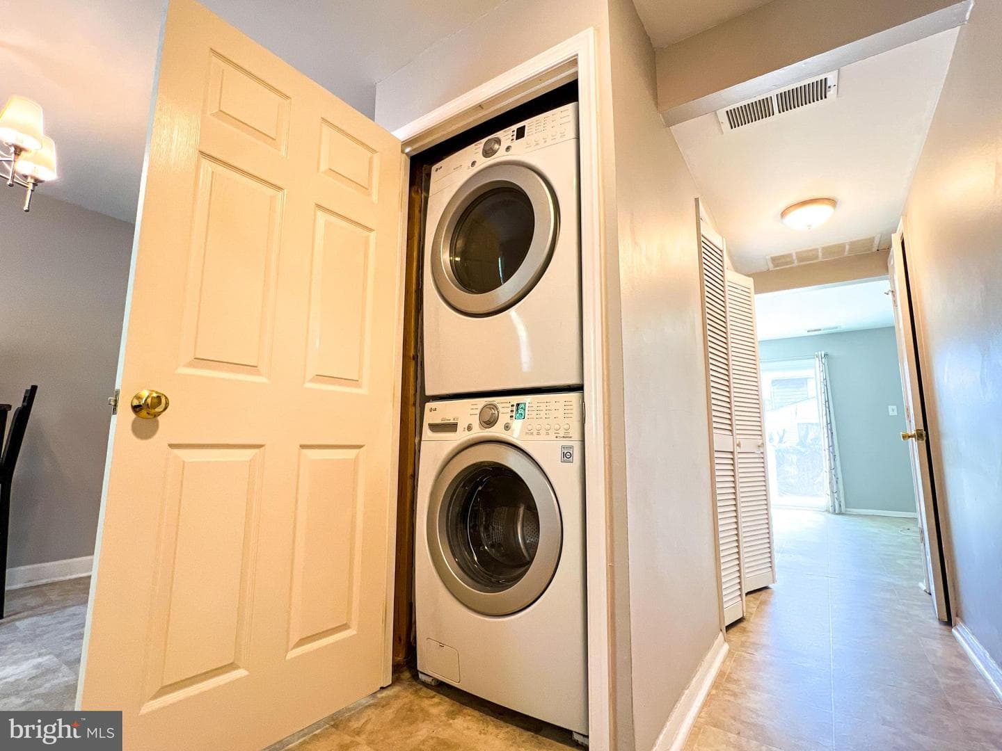 131 Arundel Road photo 5