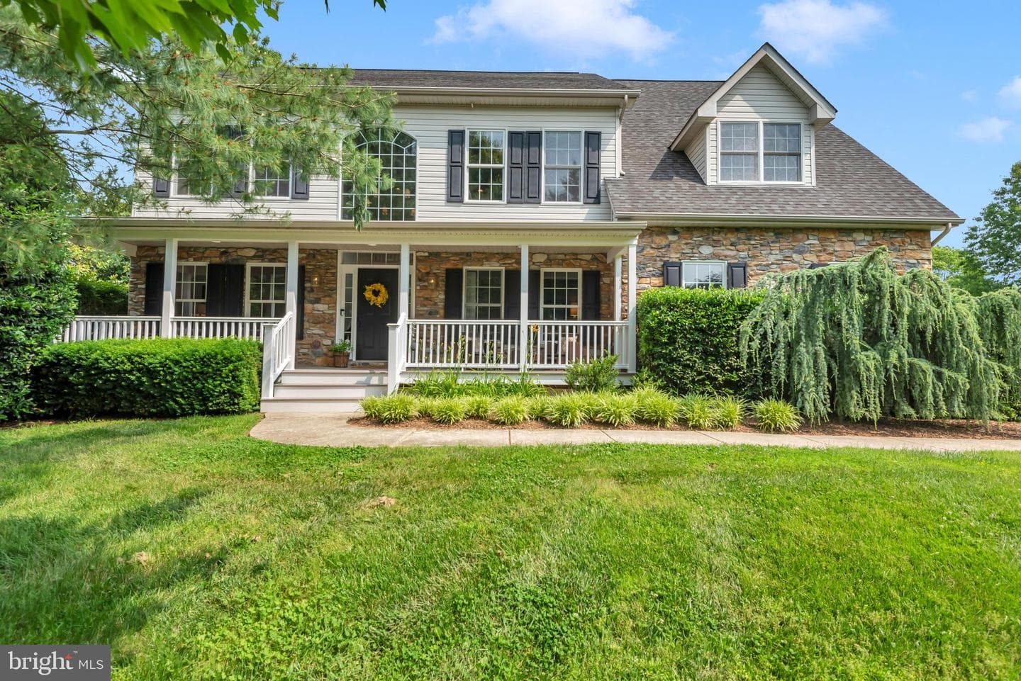 918 Preserve Drive photo 2
