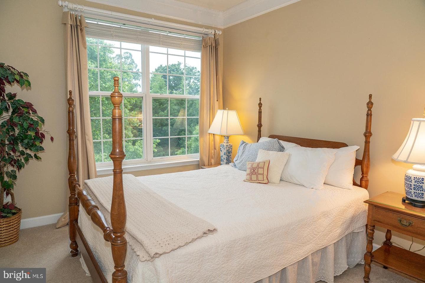 1515 Enyart Way #302 photo 18