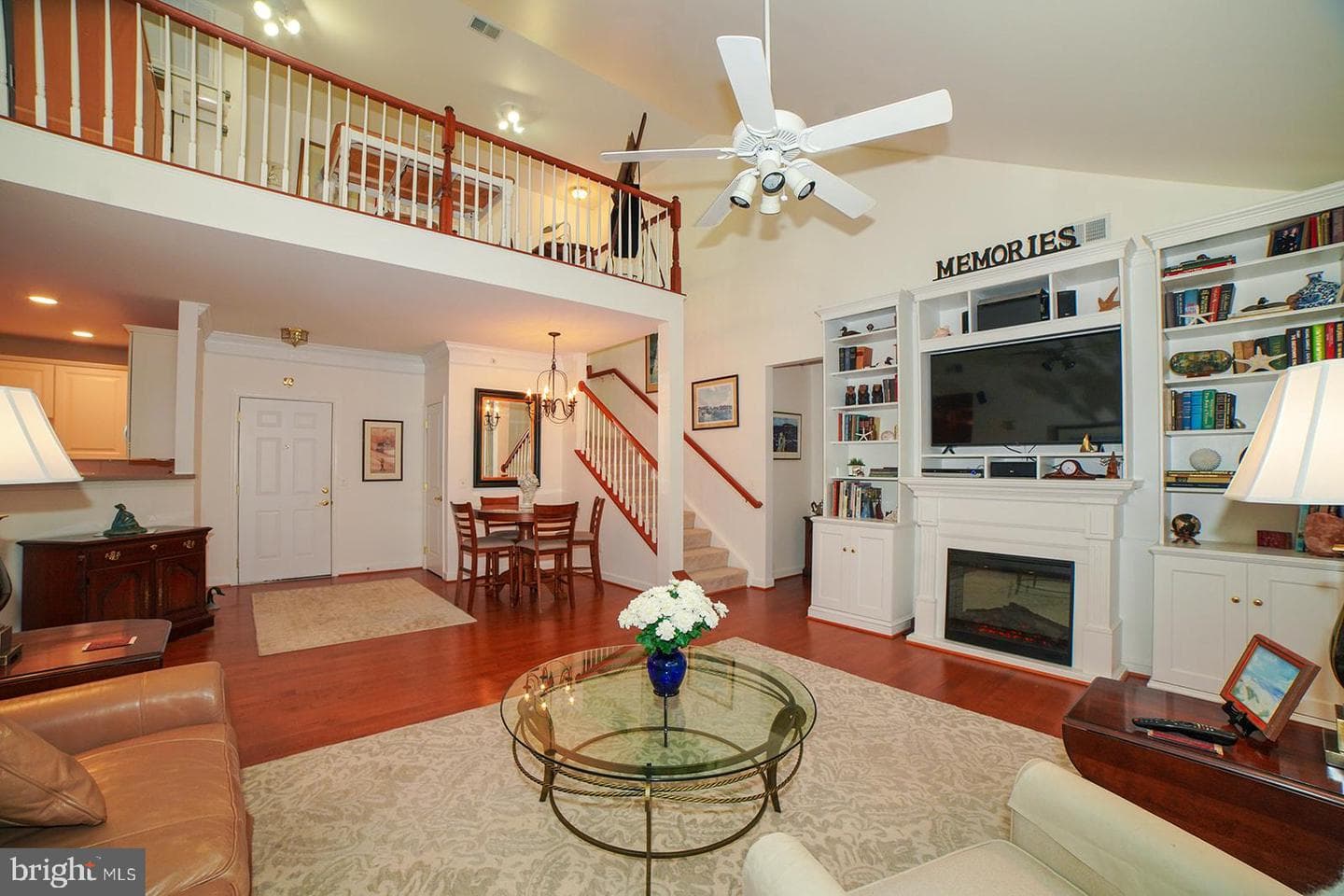 1515 Enyart Way #302 photo 26