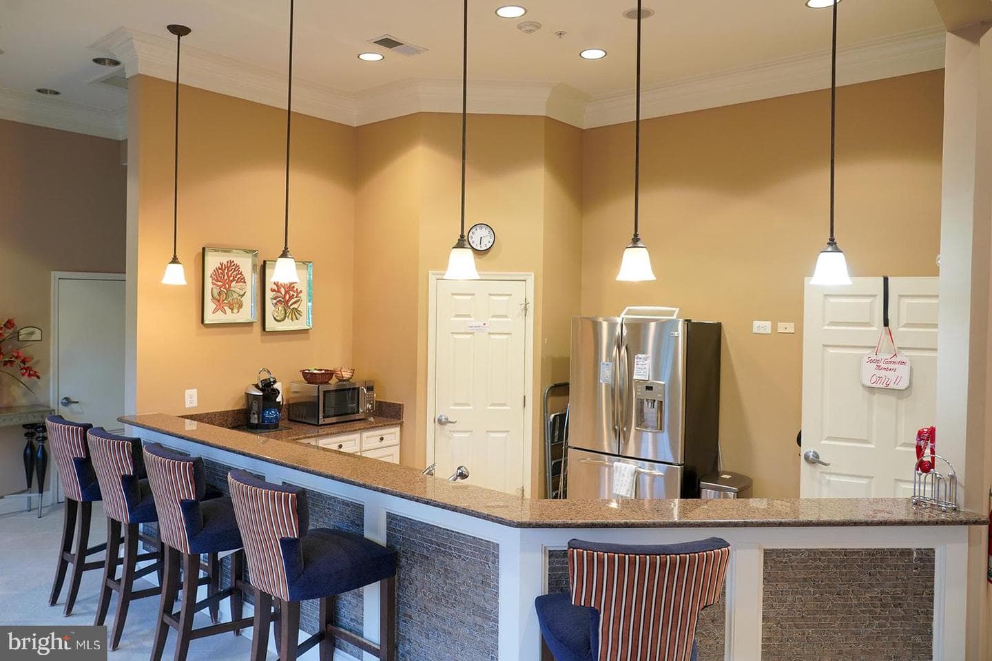 1515 Enyart Way #302 photo 32