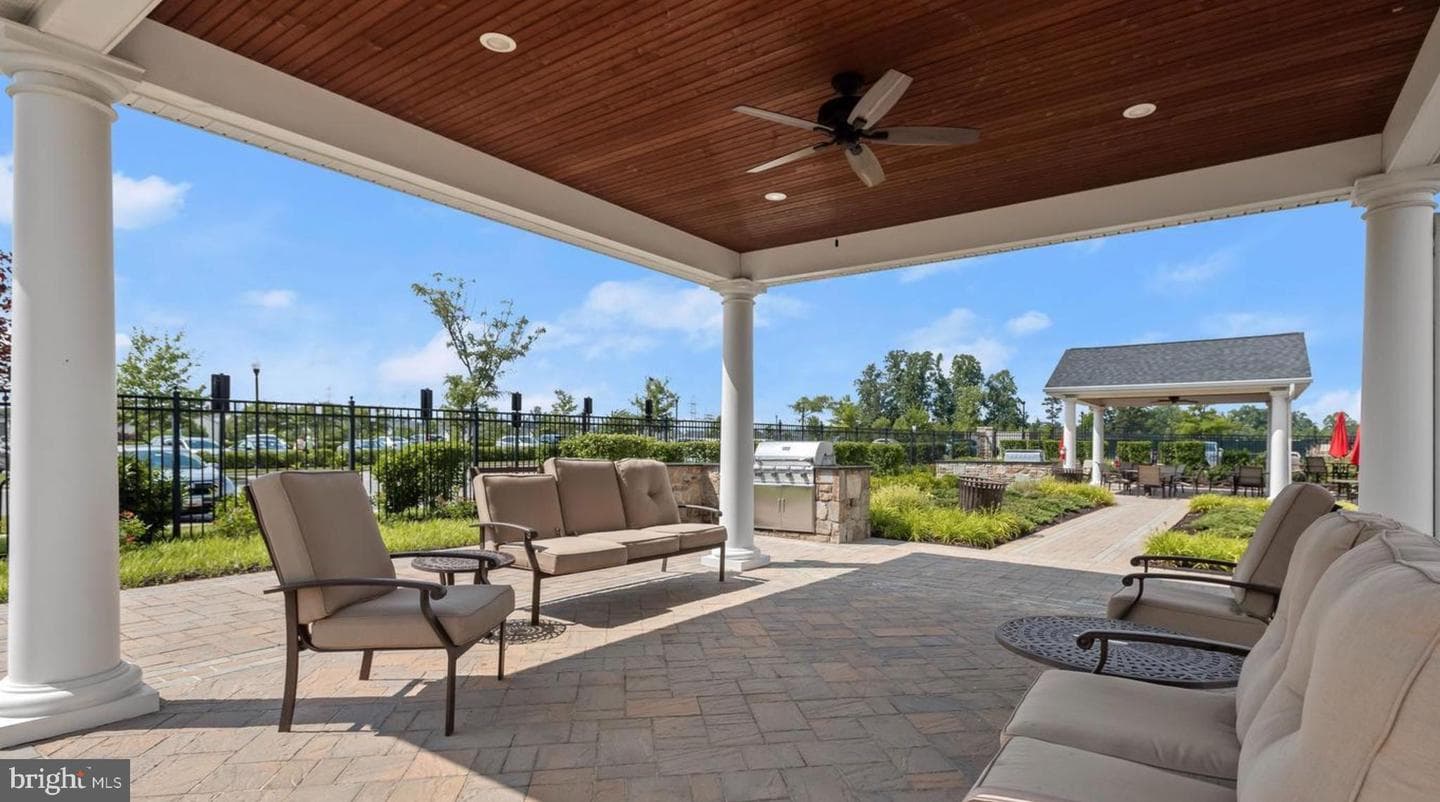1528 Catbriar Way photo 43