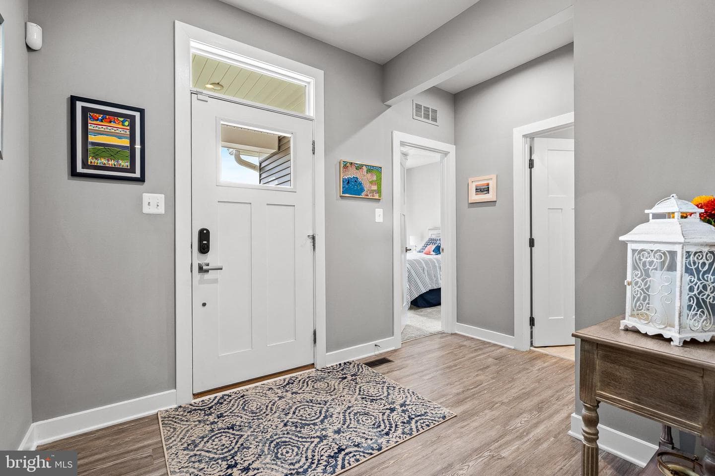 1528 Catbriar Way photo 5