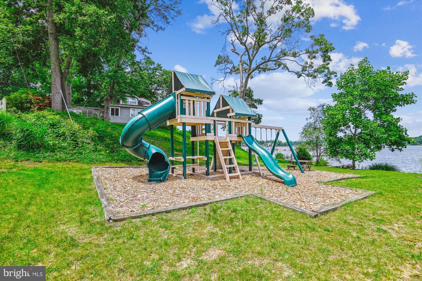 2946 Edgewater Drive photo 35