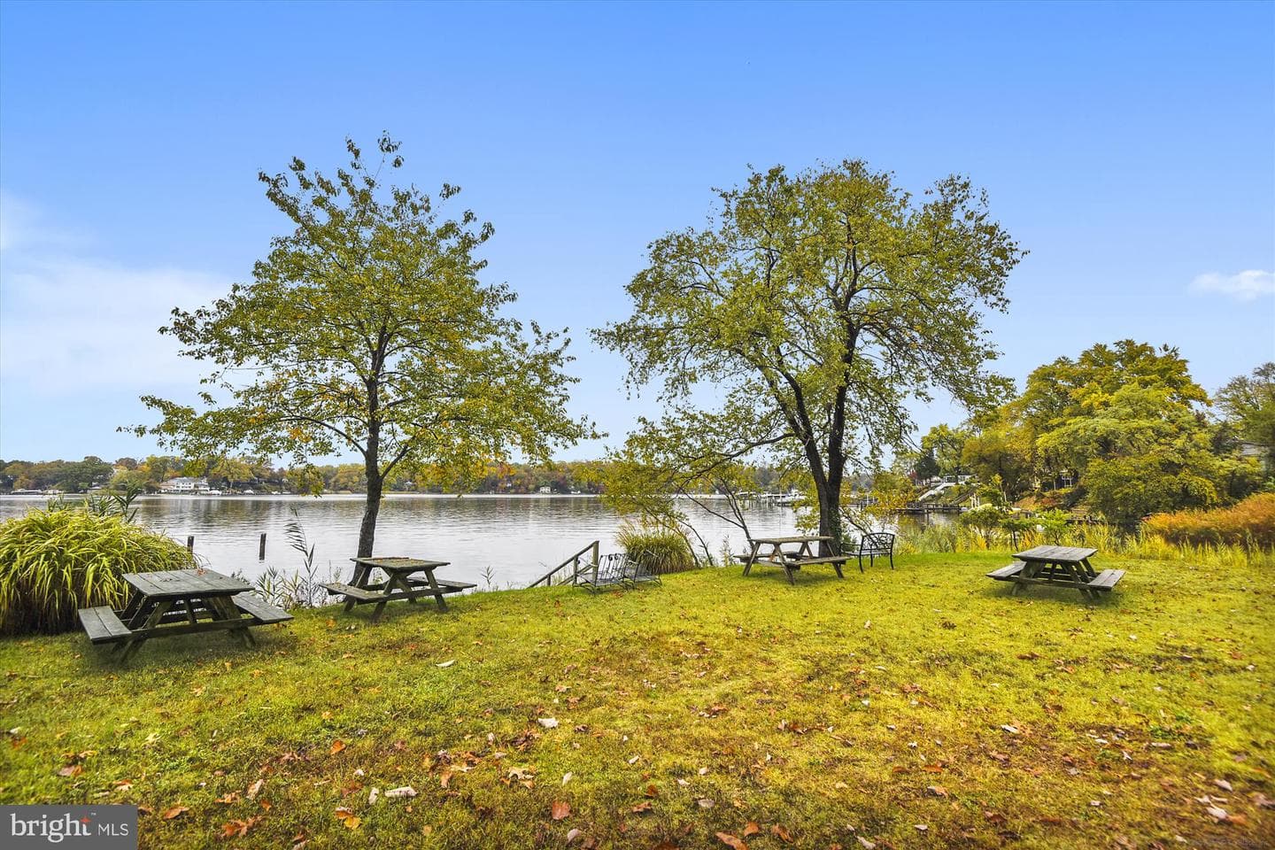 2946 Edgewater Drive photo 40