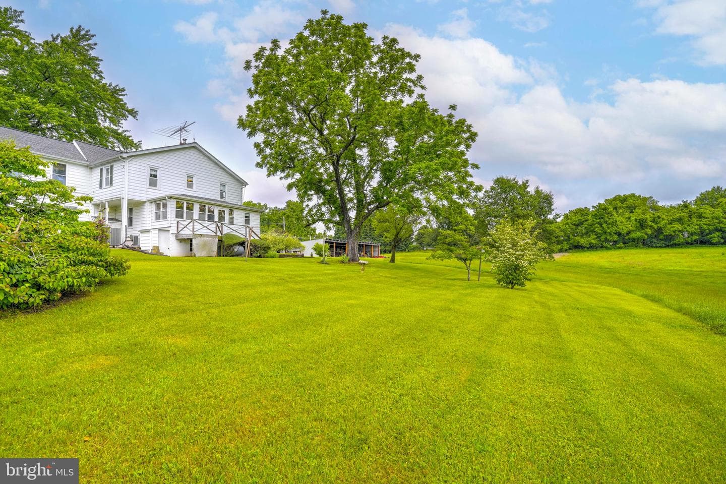 6007 Solomons Island Road photo 4