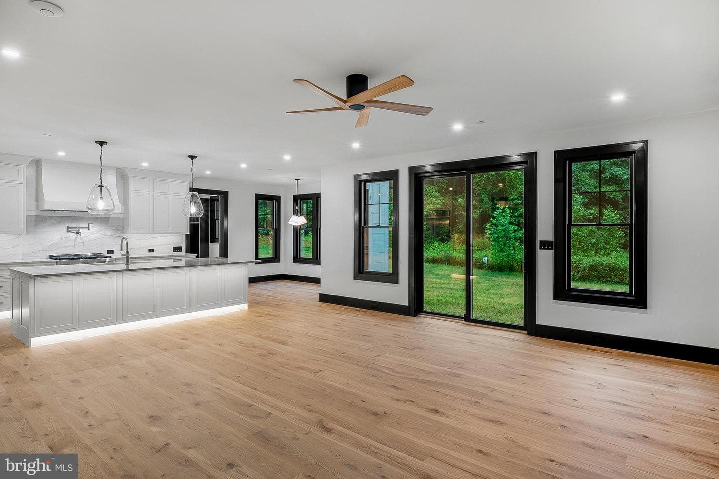 934 Chesterfield Road photo 14