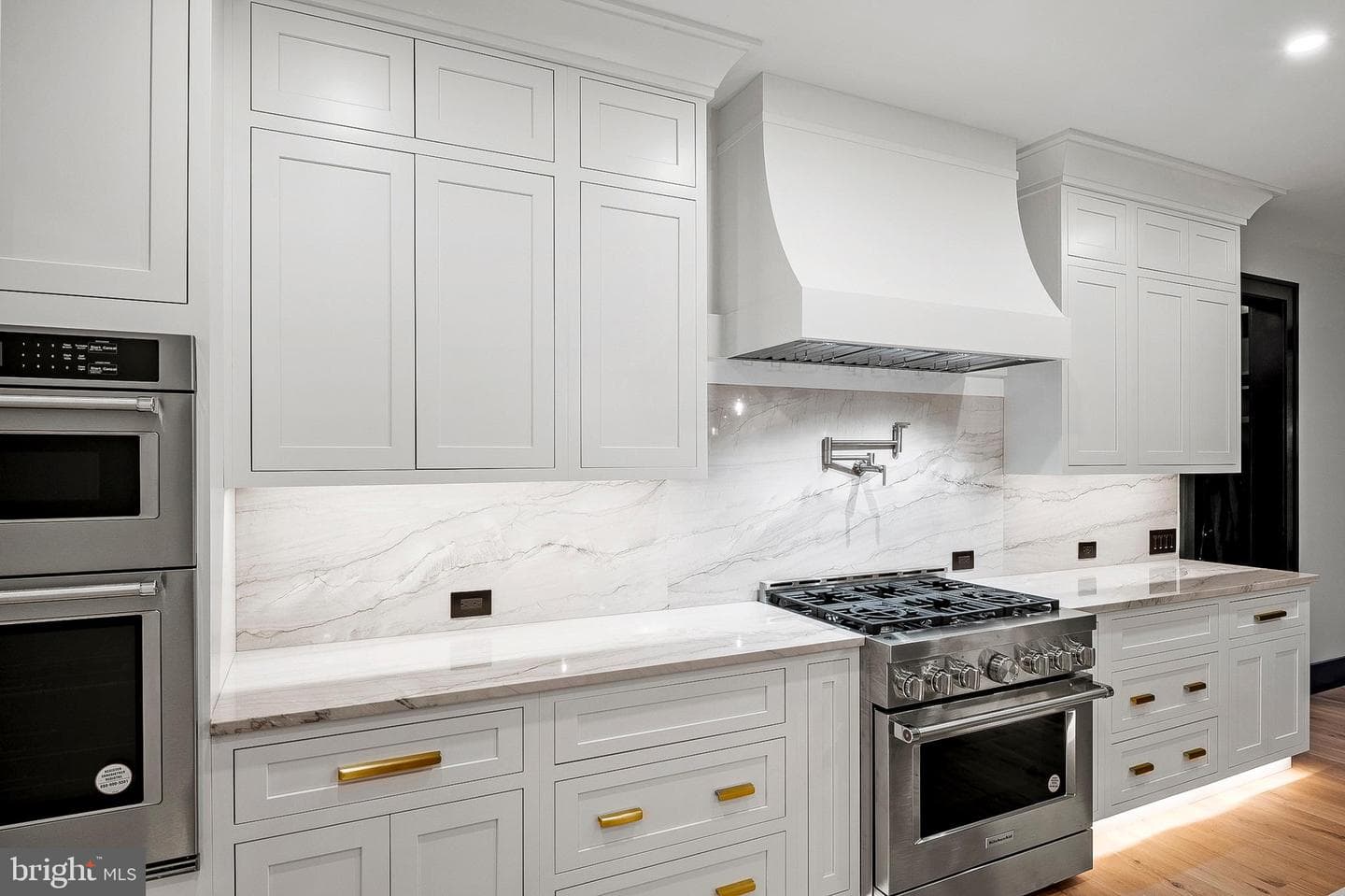 934 Chesterfield Road photo 17