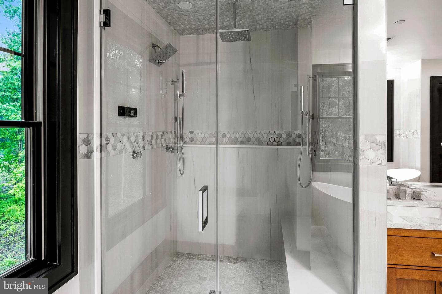 934 Chesterfield Road photo 31