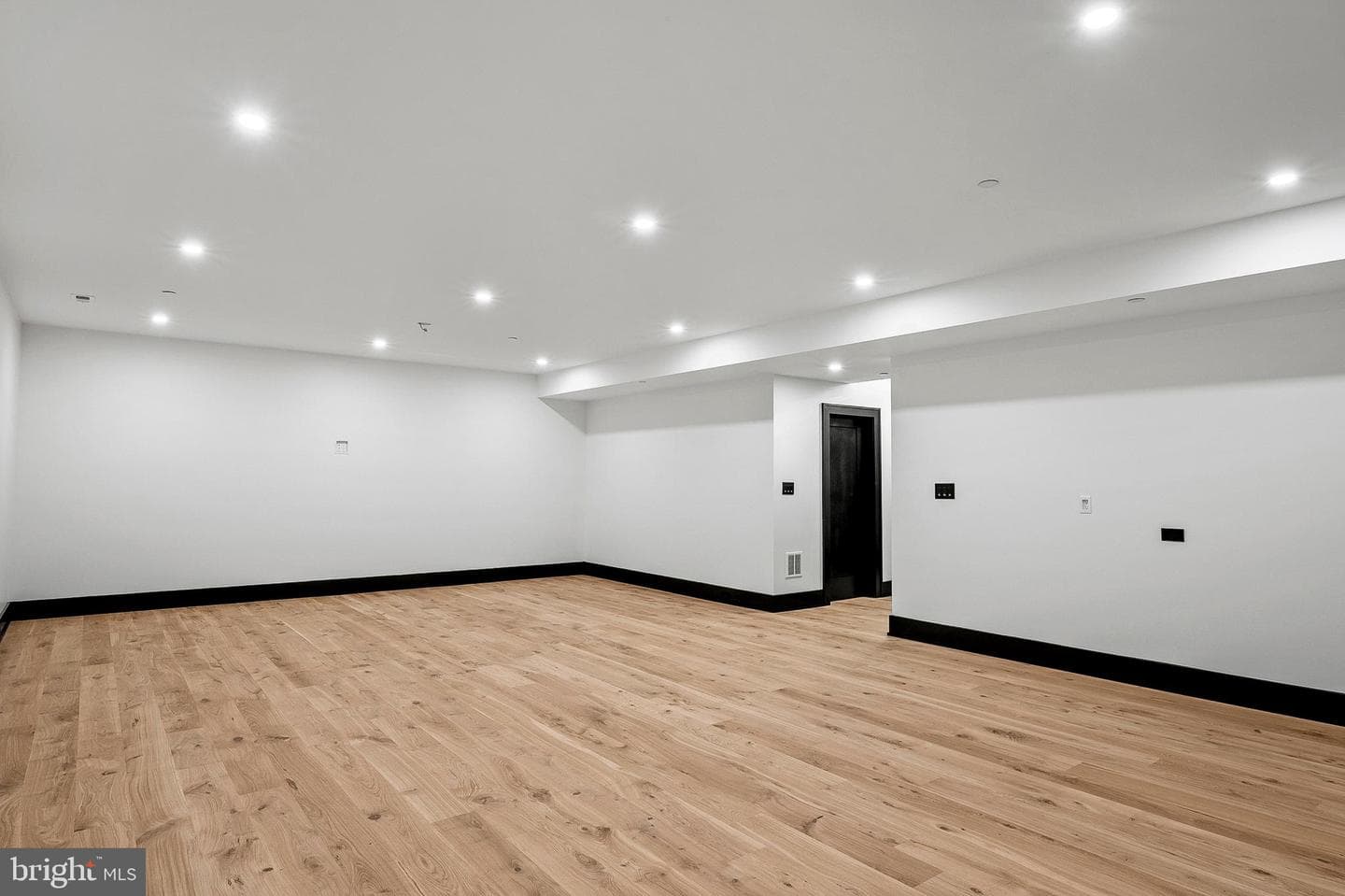 934 Chesterfield Road photo 57