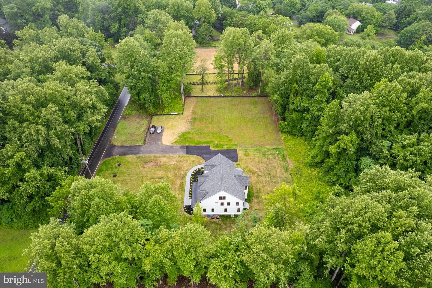 934 Chesterfield Road photo 67