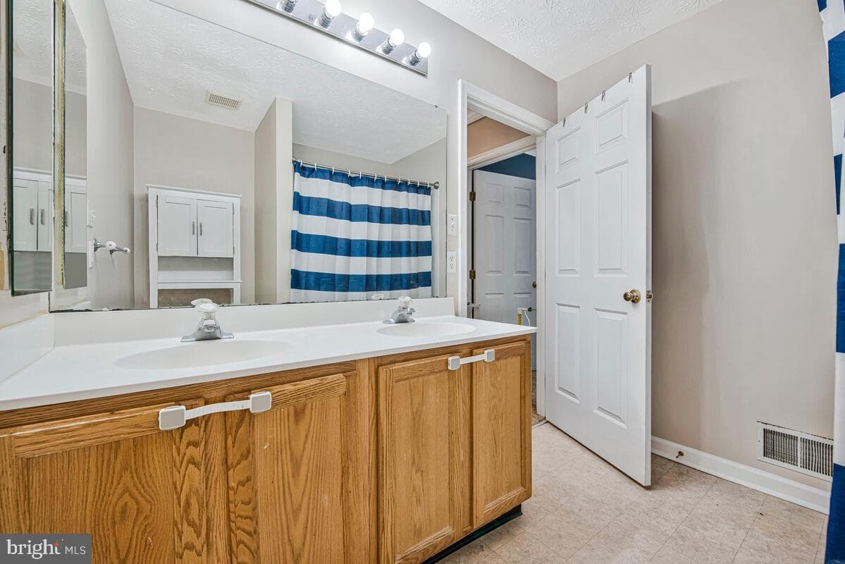 3218 Water Lily Court photo 20