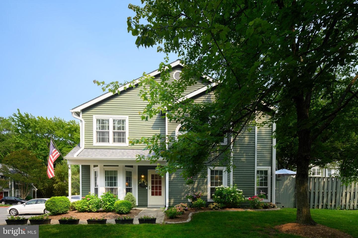 2 Leeward Court photo 2