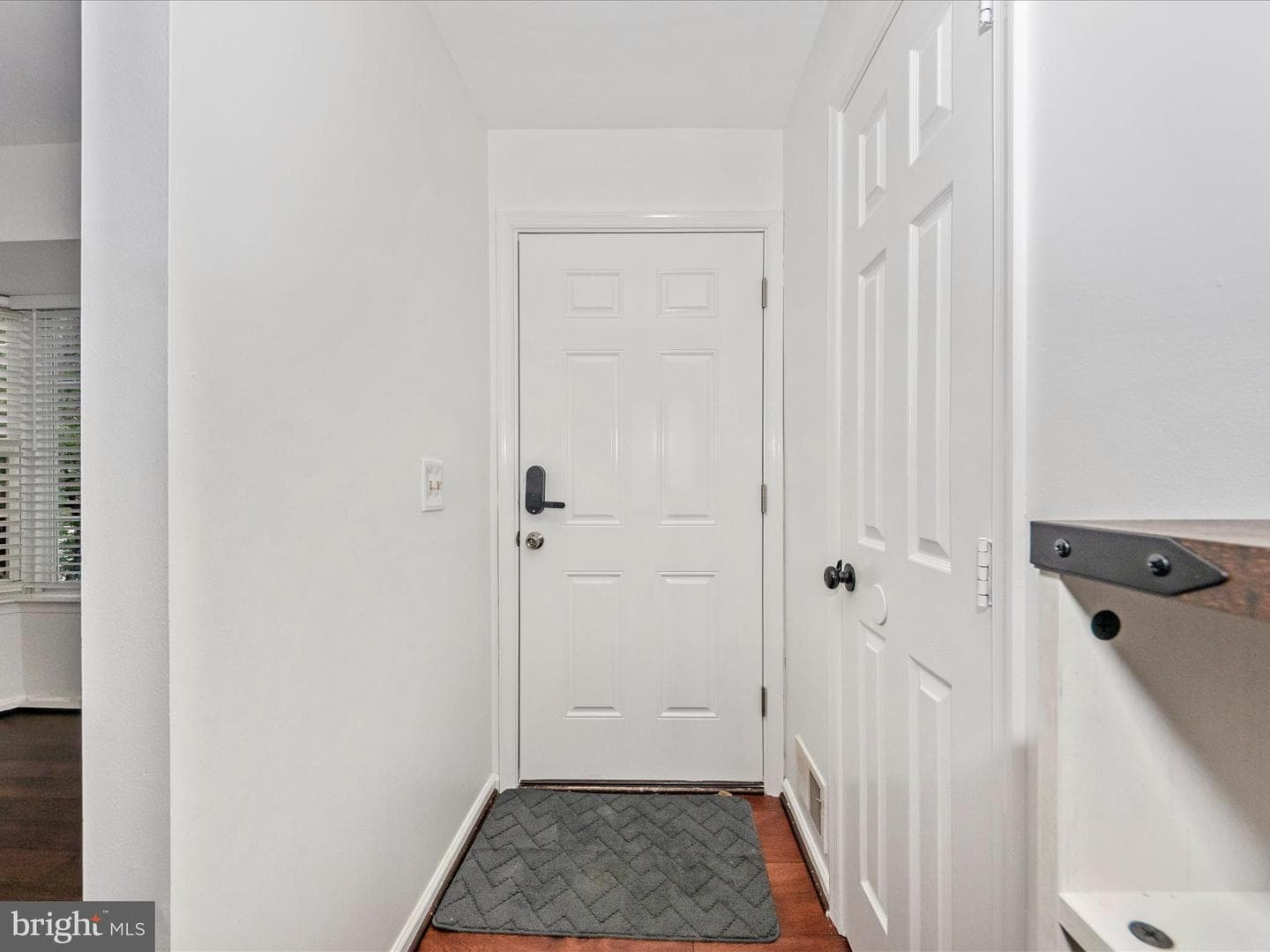2482 Wentworth Drive #2482 photo 2