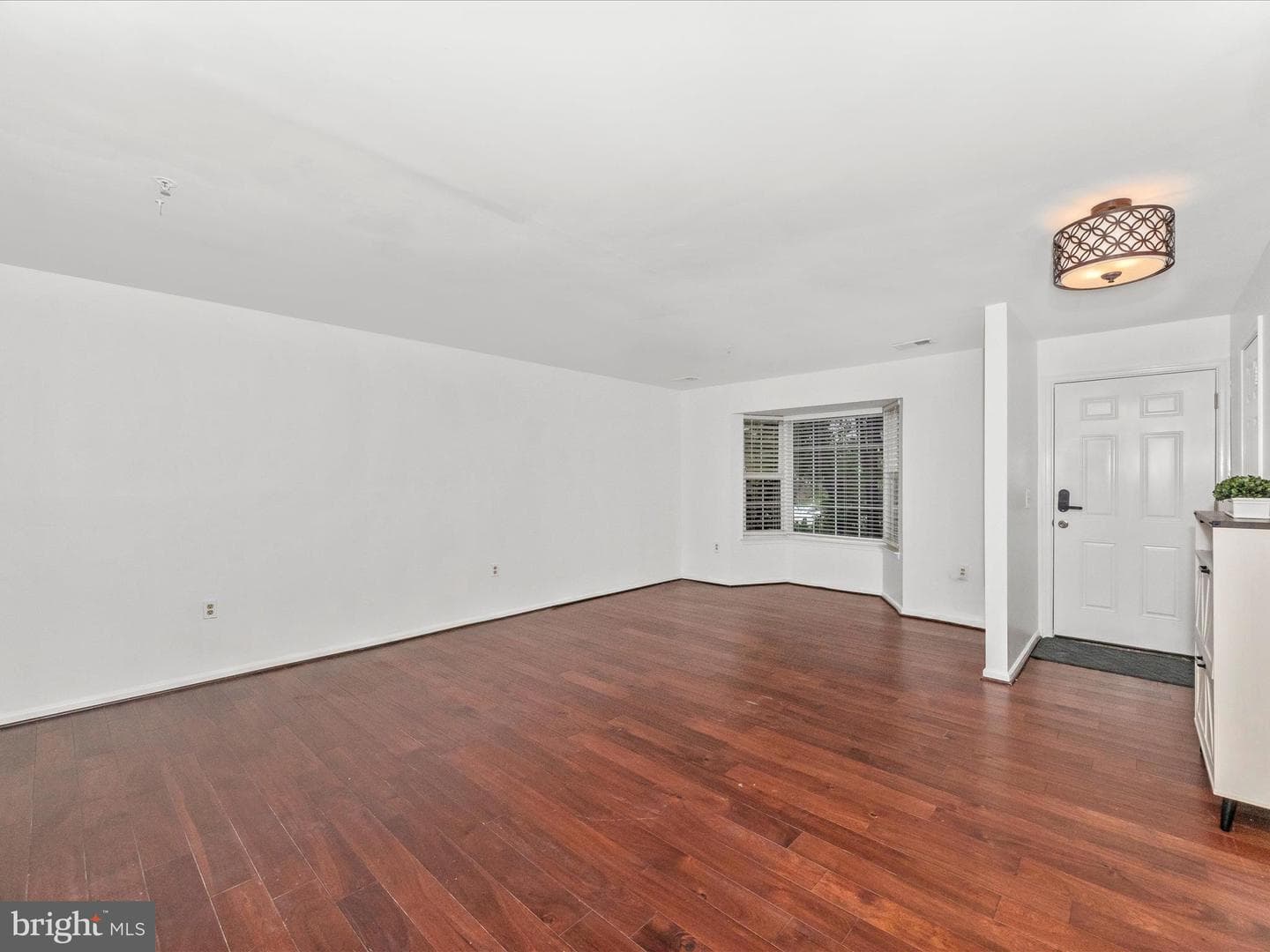 2482 Wentworth Drive #2482 photo 4