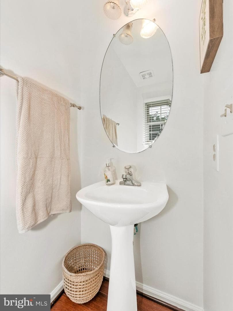 2482 Wentworth Drive #2482 photo 9
