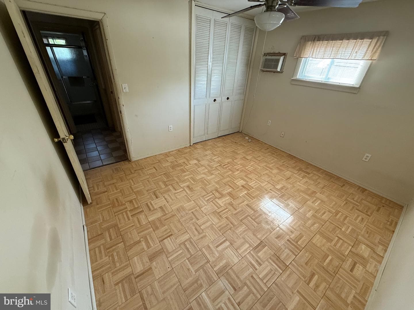 15 S Meadow Drive photo 31