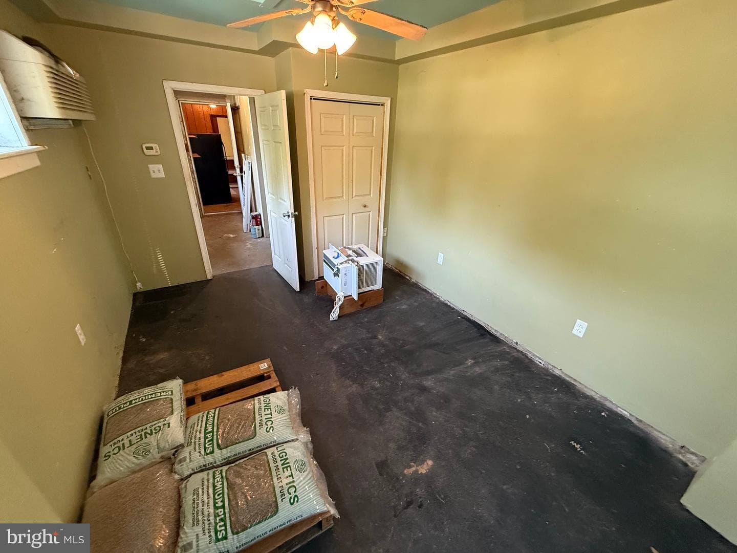 15 S Meadow Drive photo 38