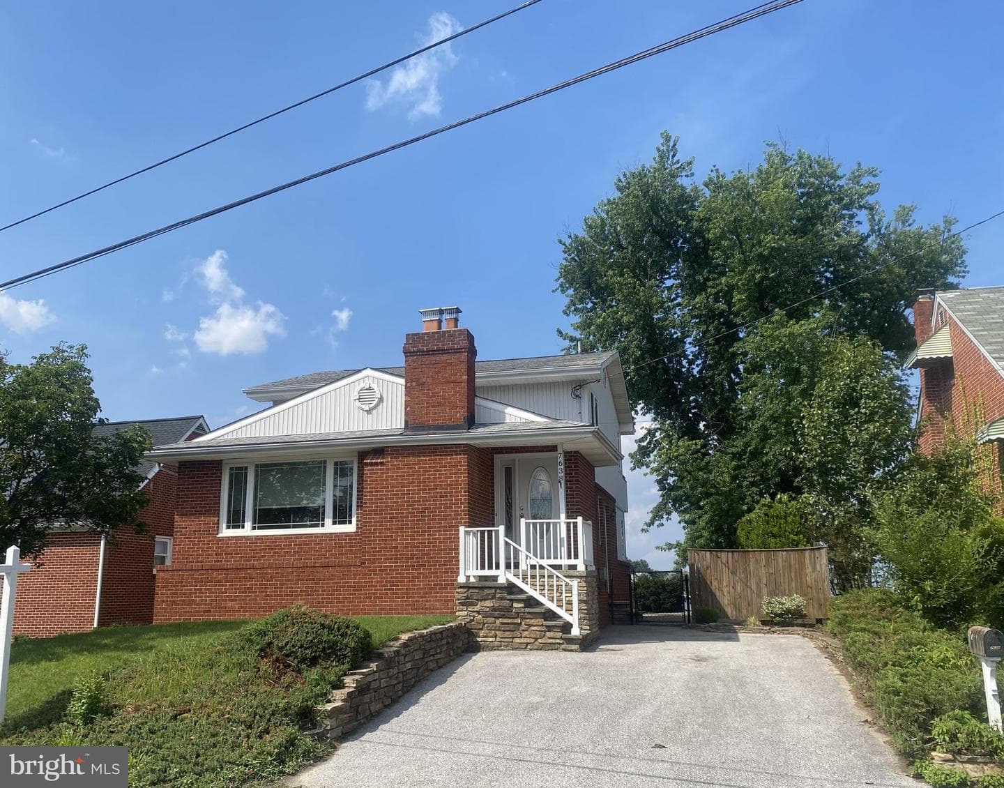 7638 Laurel Drive photo 11