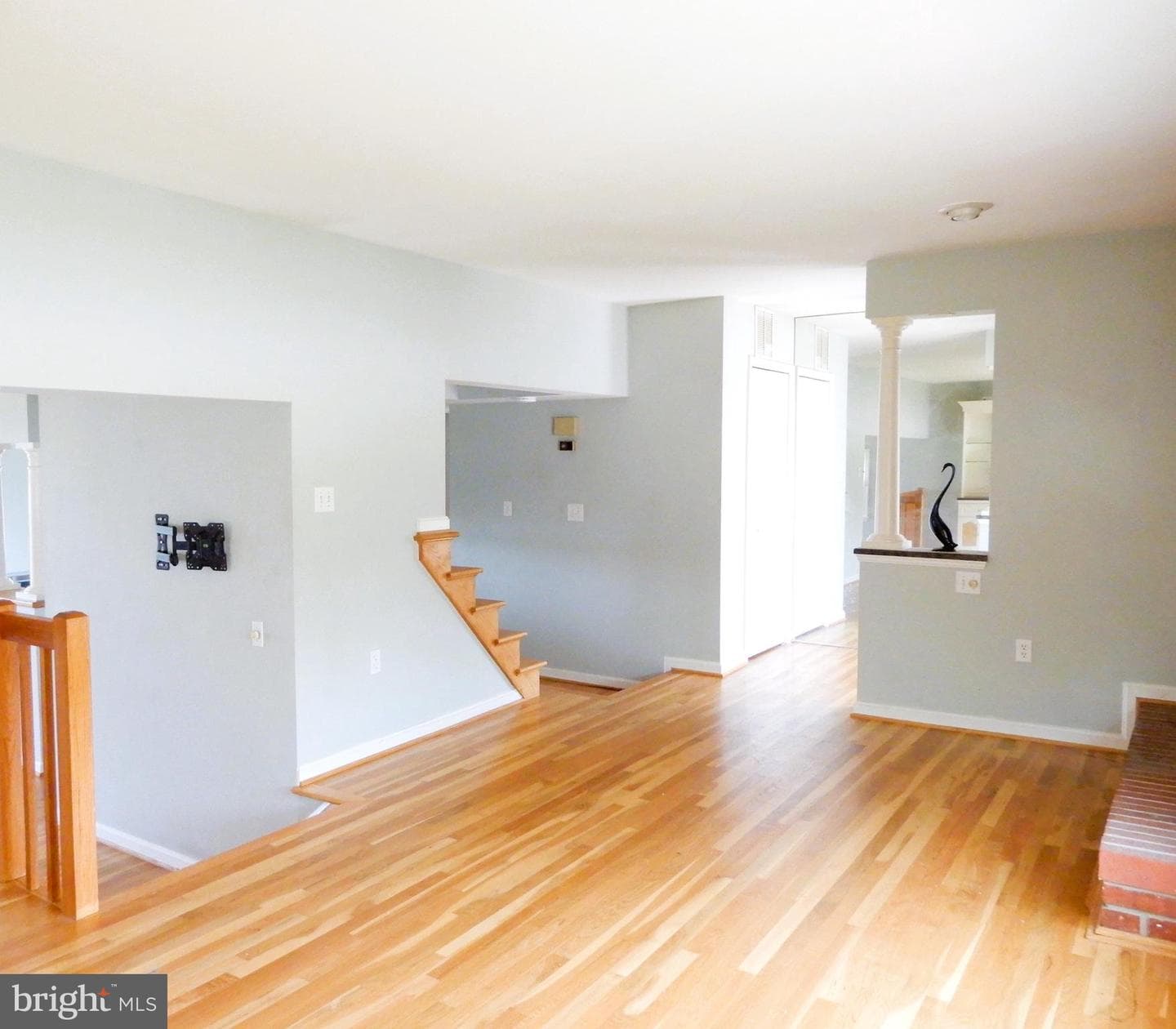 7638 Laurel Drive photo 14