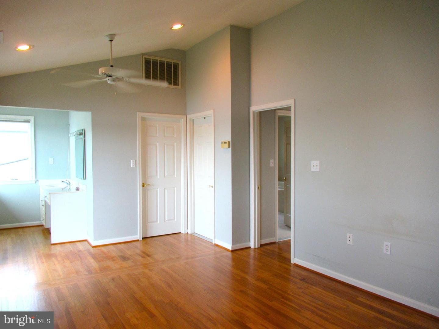 7638 Laurel Drive photo 21
