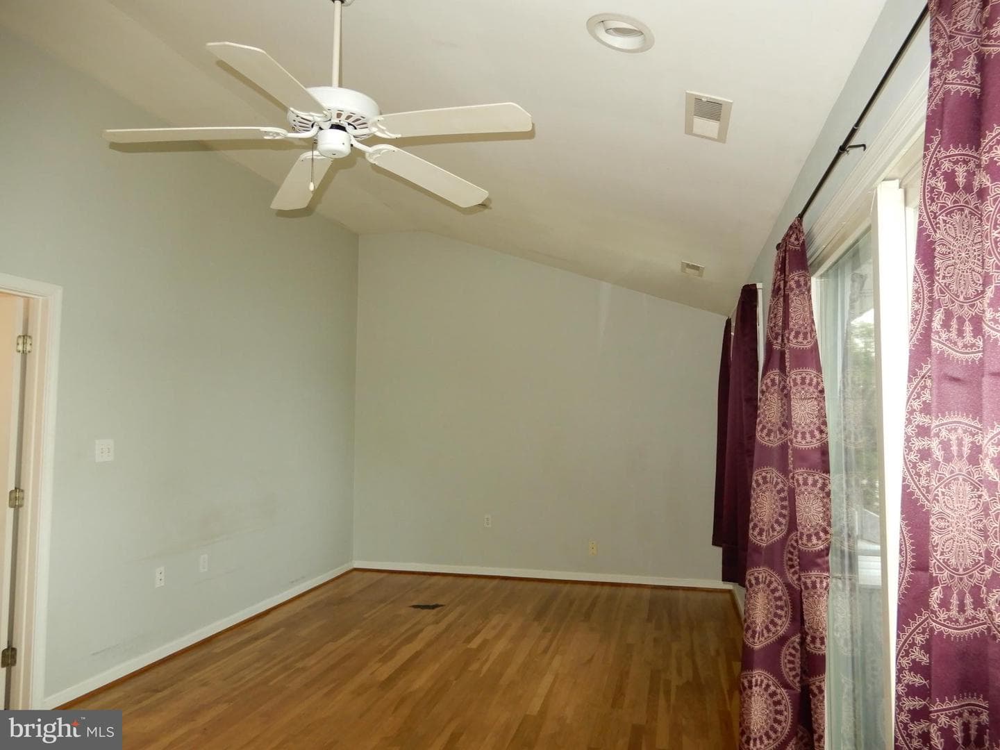 7638 Laurel Drive photo 24