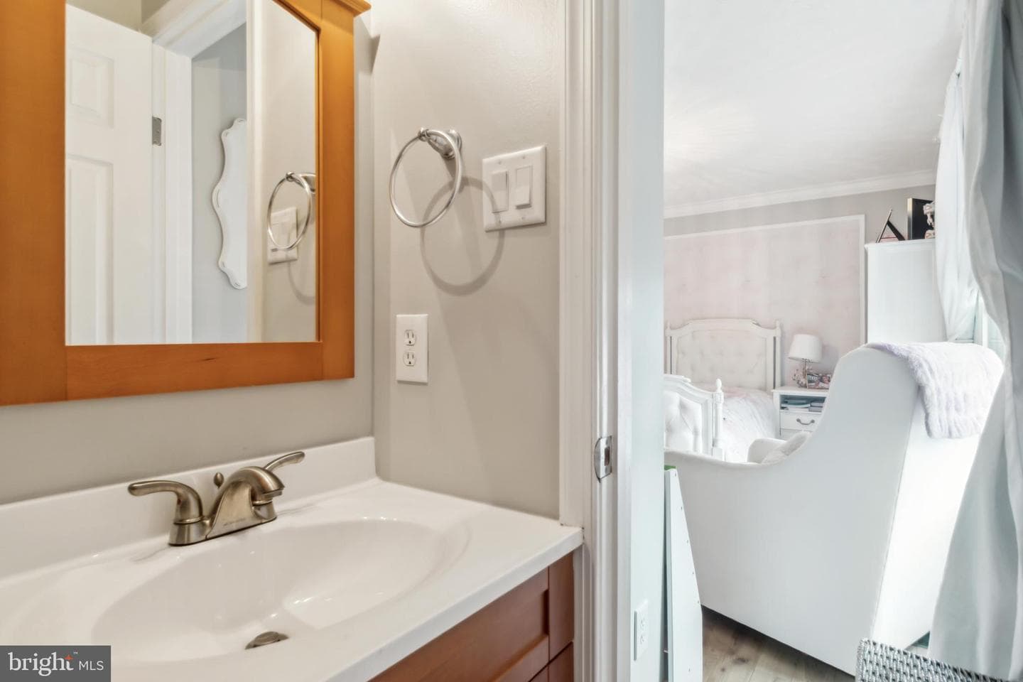 7940 Royal Mint Place photo 18
