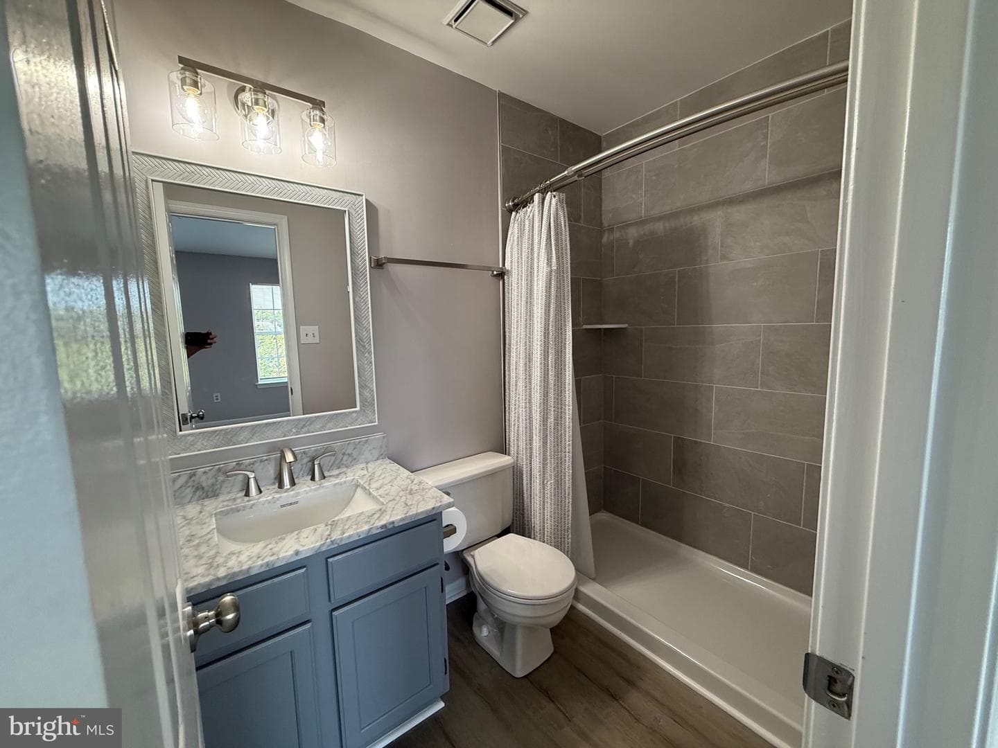 1542 Danewood Court photo 20