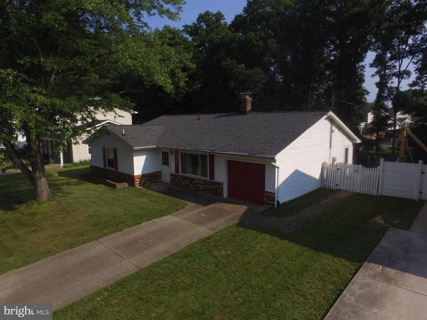 2237 Autumn Valley Circle photo 2
