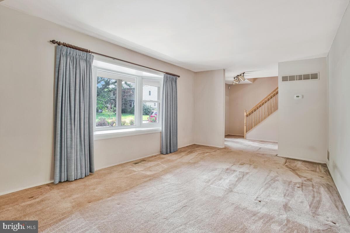 8218 Sherbrooke Court photo 4