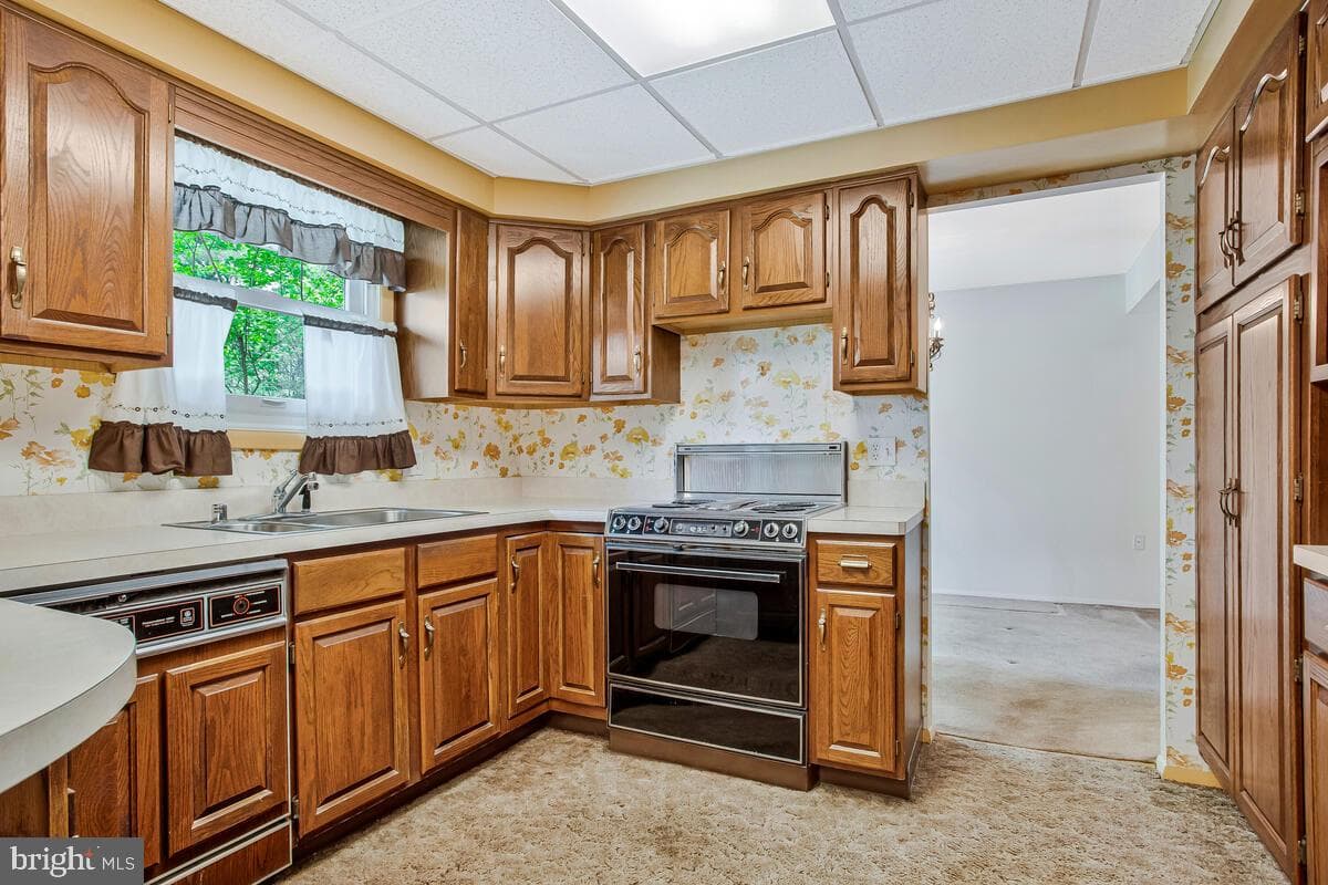 8218 Sherbrooke Court photo 8
