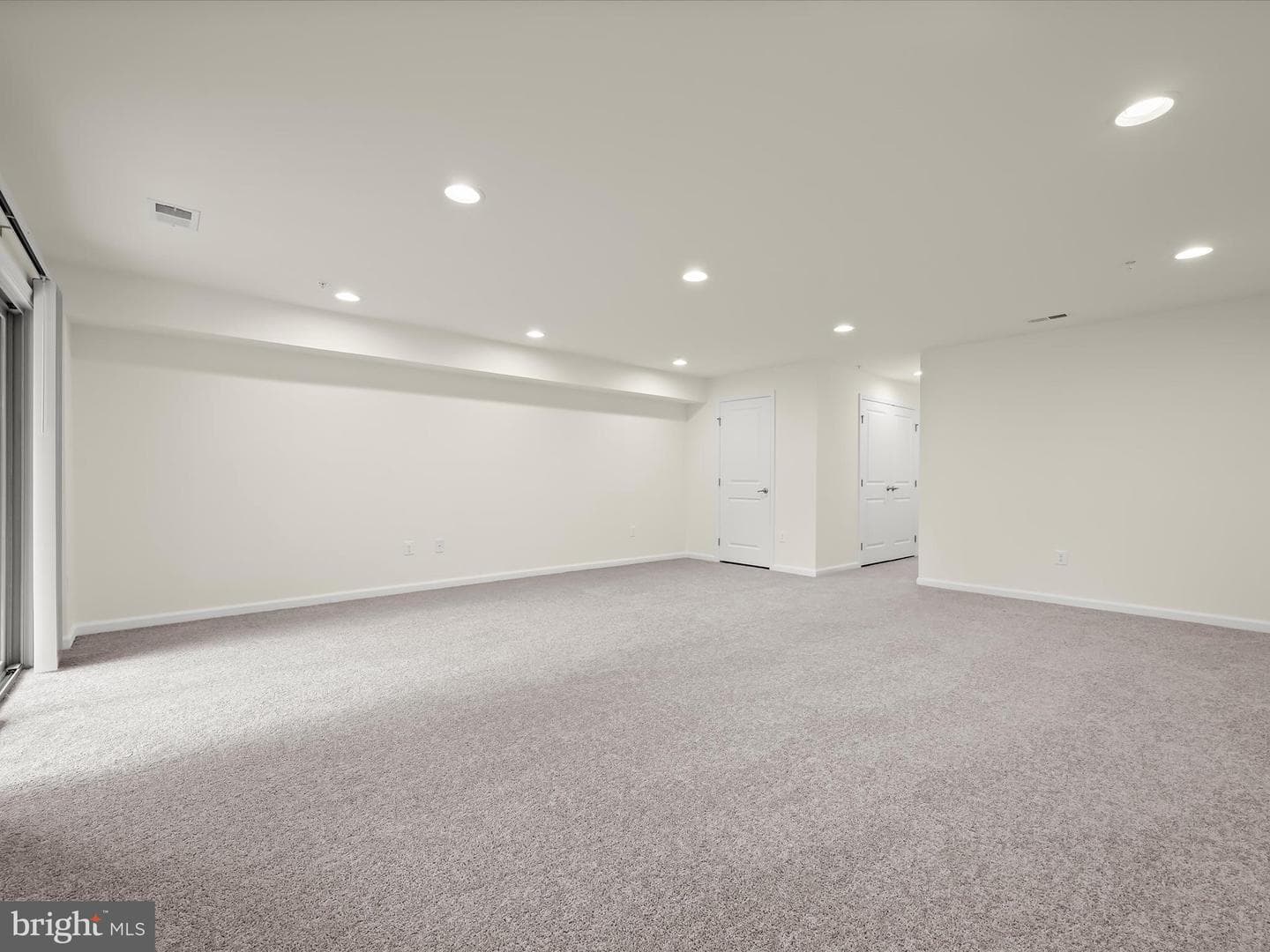 2739 Prospect Hill Drive photo 12