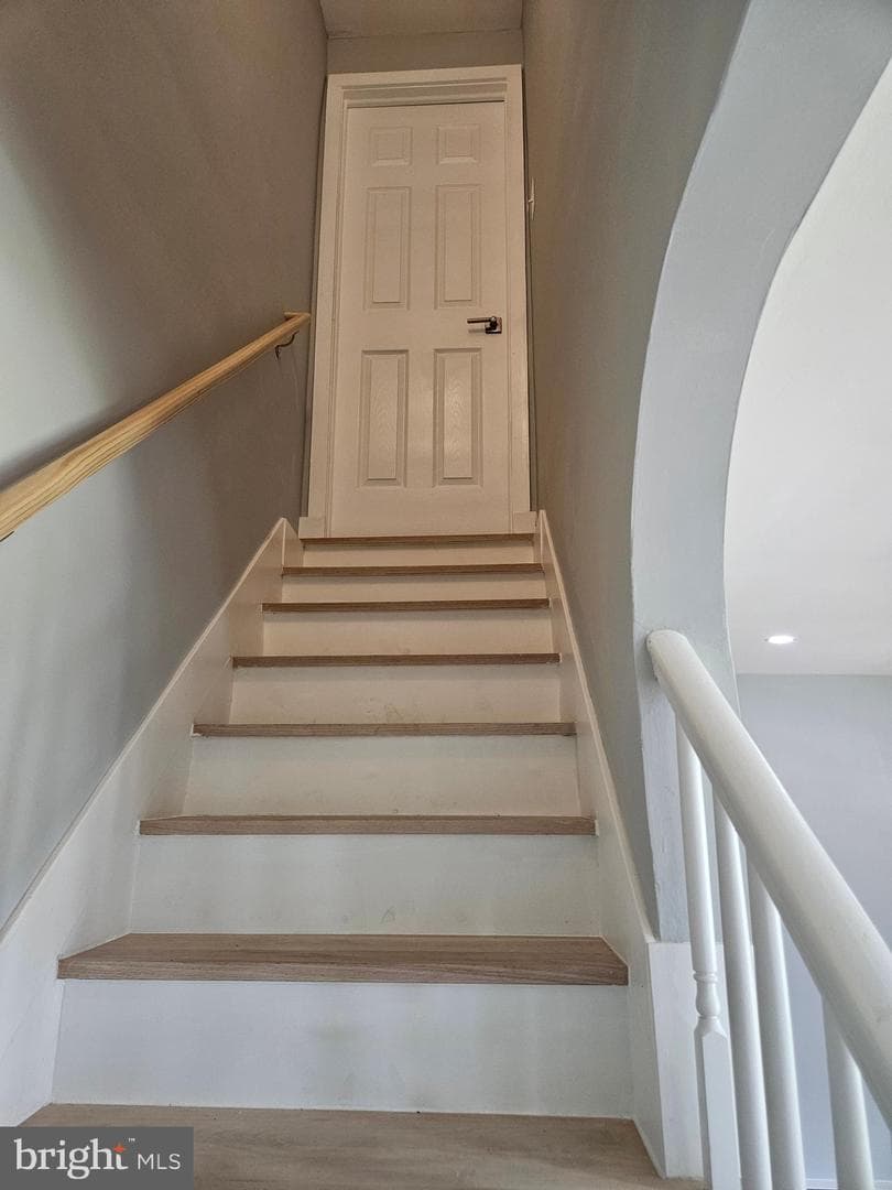 2 Saint Charles Road photo 26