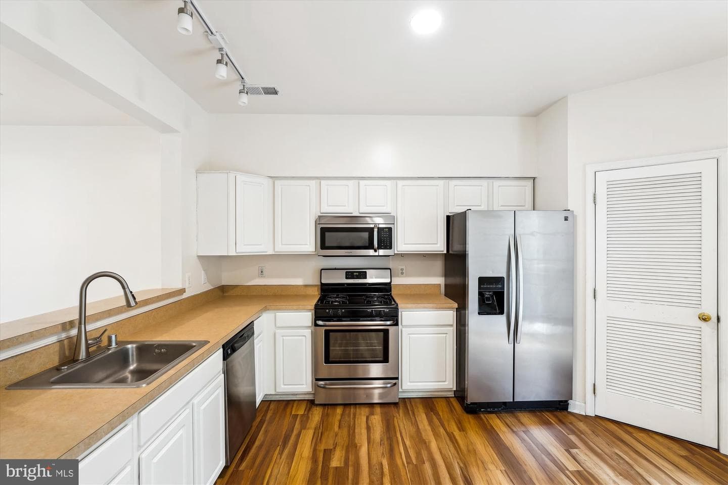 8652 Aspen Grove Court photo 14