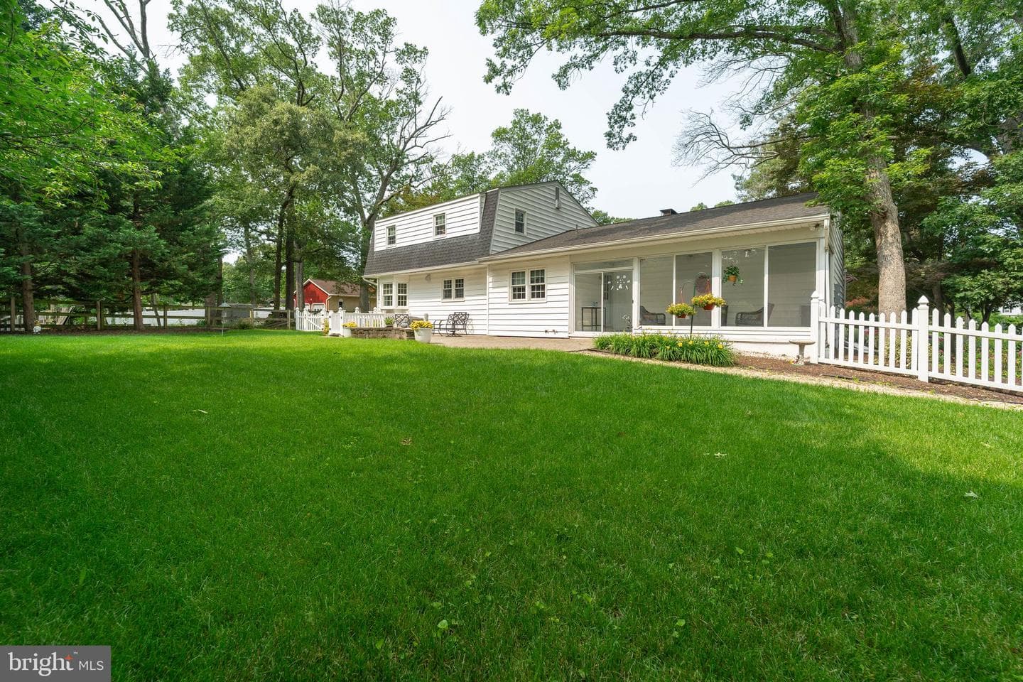7883 Chestnut Leaf Road photo 3